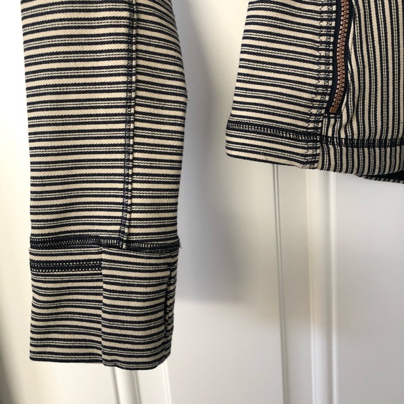 Lululemon Forme Jacket II - Picture 4 of 8